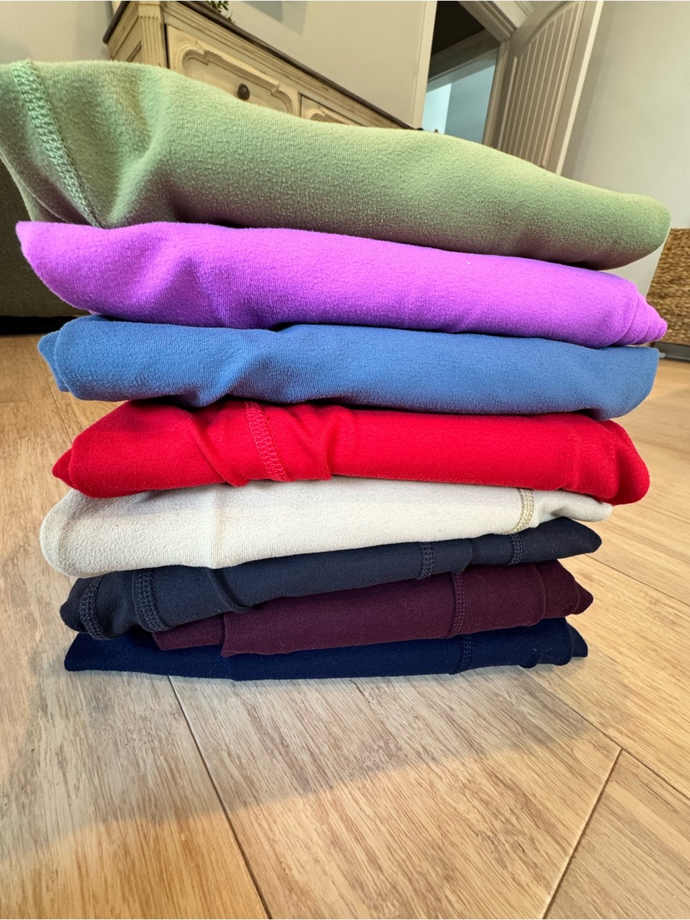 Fabletics Multi-Color Women’s Leggings Assortment - Red, Navy, Olive, Pink - Picture 2 of 2